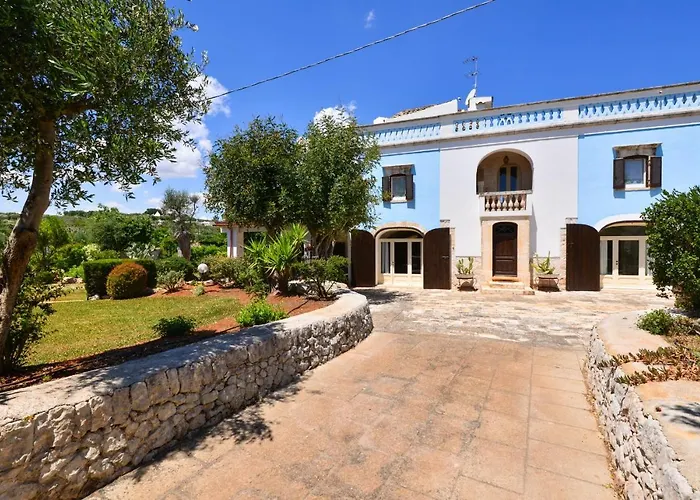 Terra Sessana Ville e Trullo con piscina privata Ostuni